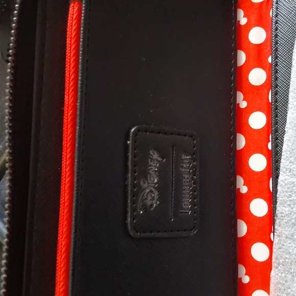 LOUNGEFLY MICKEY AND MINNIE LONG WALLET NEW WITHOUT TAG - Picture 4 of 5